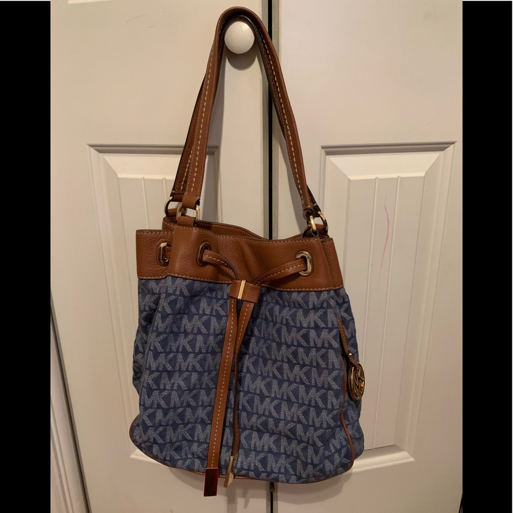 Used Michael Kors drawstring bag